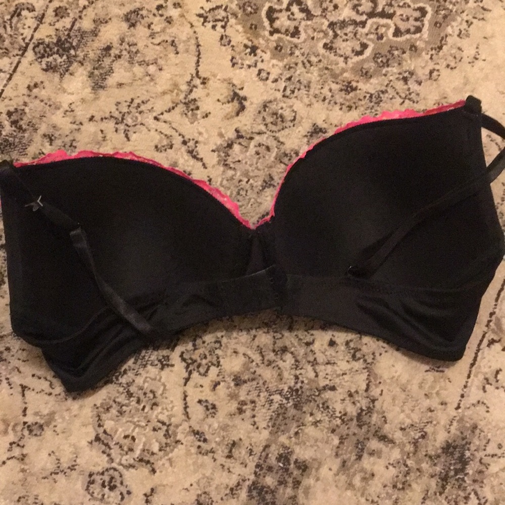Bra - Picture 2 of 6